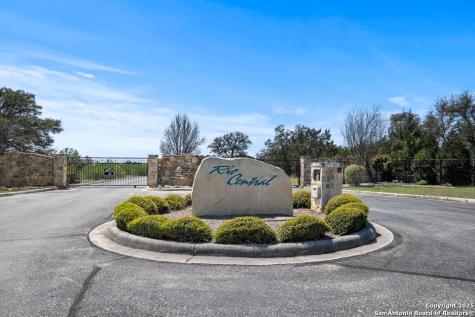 336 River Cliff Spring Branch TX 78070