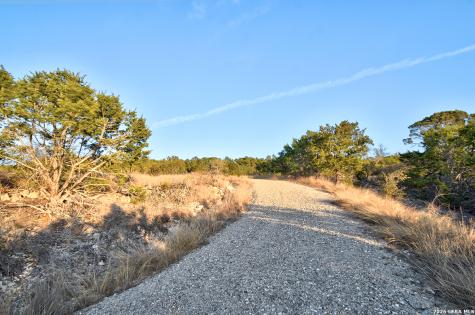 1045 S Shapen Springs Kerrville TX 78028