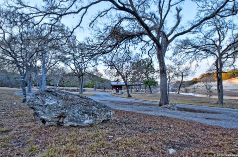 1045 S Shapen Springs Kerrville TX 78028