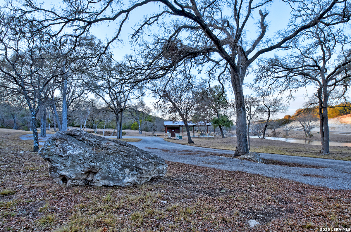 1045 S Shapen Springs Kerrville TX 78028