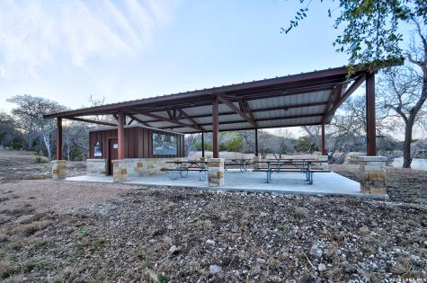1045 S Shapen Springs Kerrville TX 78028