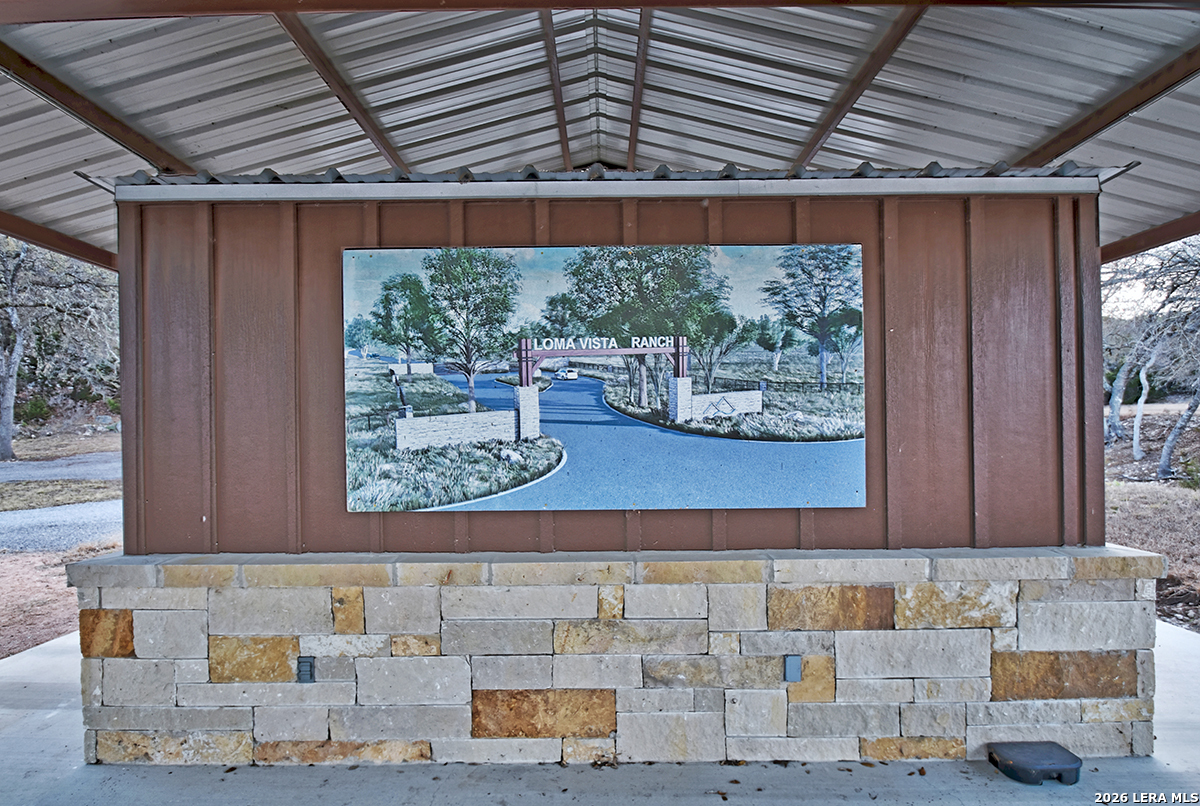 1045 S Shapen Springs Kerrville TX 78028