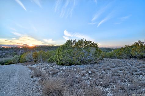 1045 S Shapen Springs Kerrville TX 78028