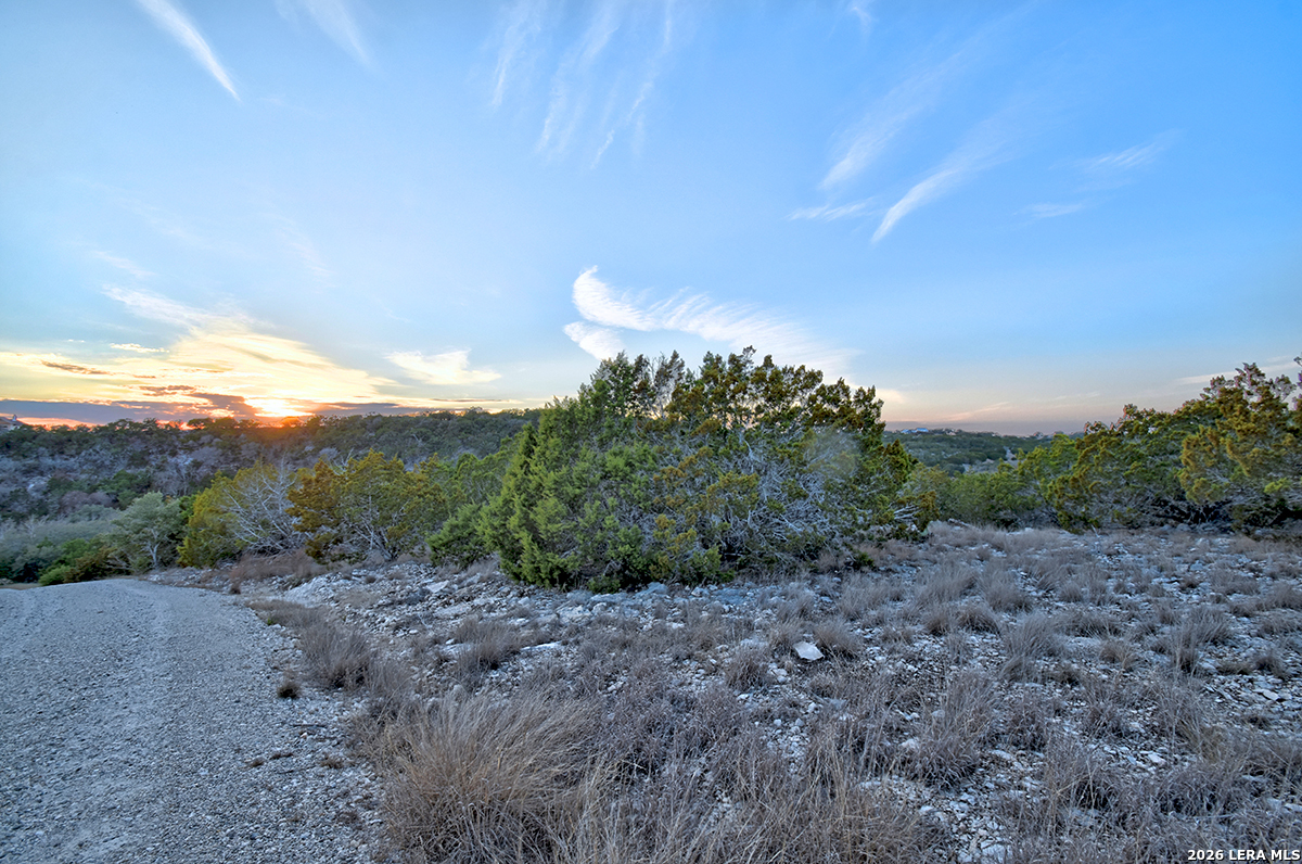 1045 S Shapen Springs Kerrville TX 78028
