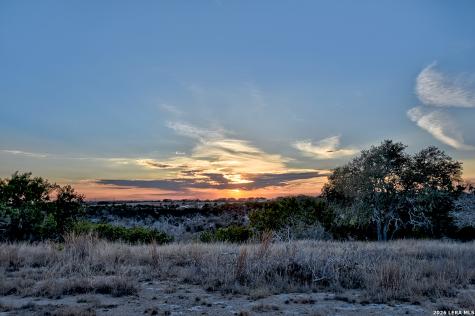 1045 S Shapen Springs Kerrville TX 78028