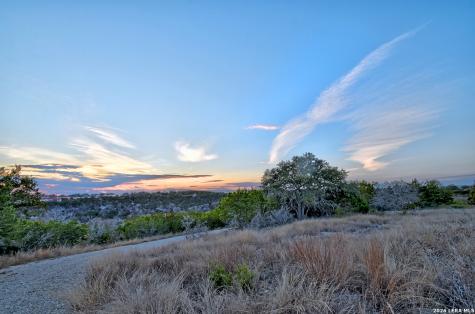 1045 S Shapen Springs Kerrville TX 78028