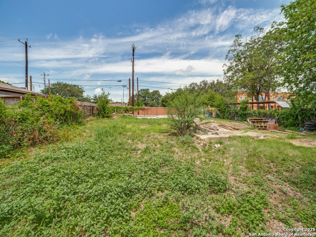 624 S Walters San Antonio TX 78203