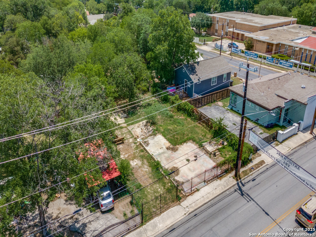 624 S Walters San Antonio TX 78203