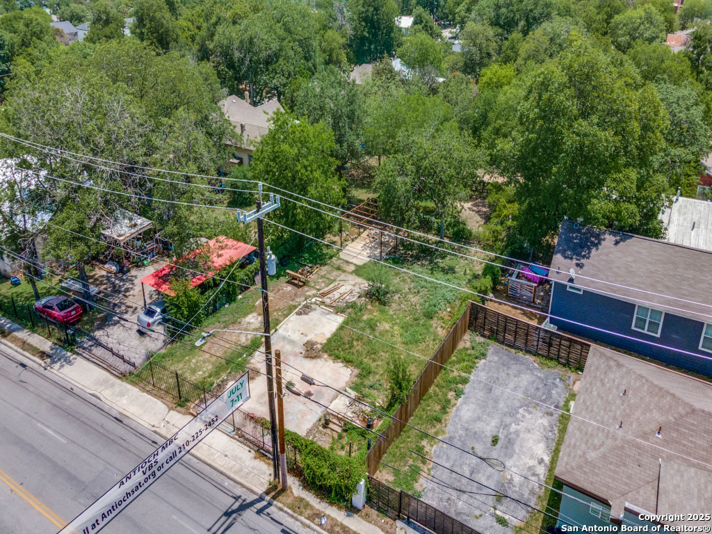 624 S Walters San Antonio TX 78203