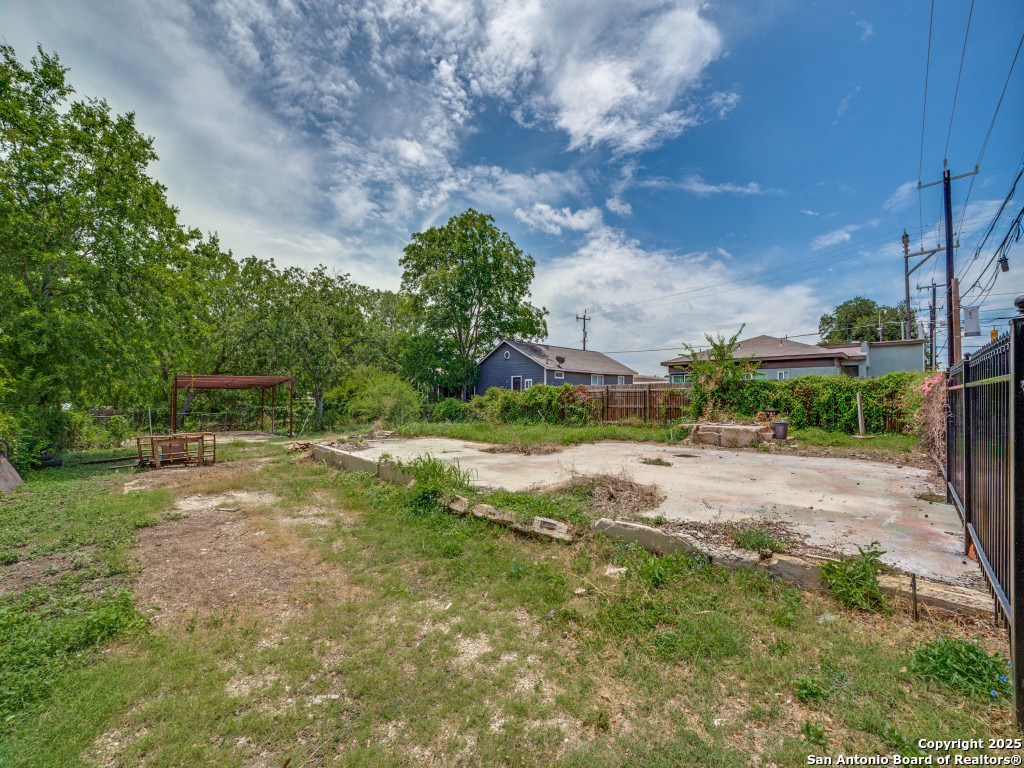 624 S Walters San Antonio TX 78203
