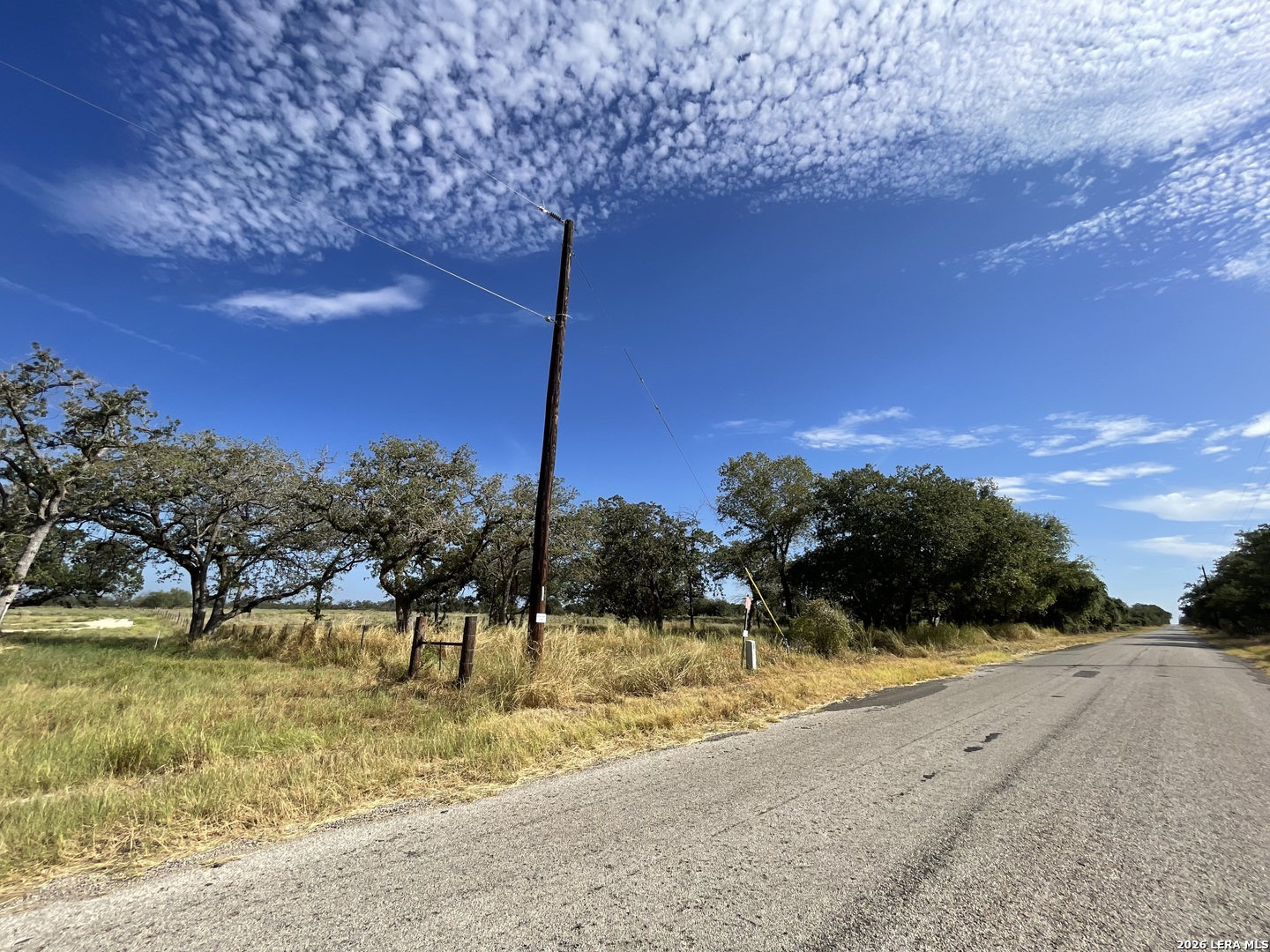 369 County Road 331 Floresville TX 78114
