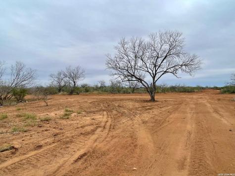 7.55 Acres Cr 2701 Bigfoot TX 78005