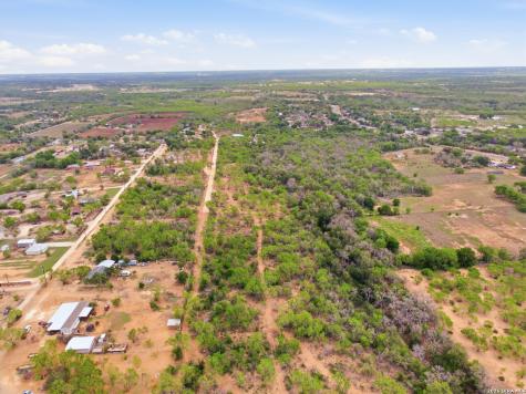 2128 Martinez Losoya San Antonio TX 78221