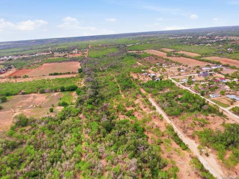 2128 Martinez Losoya San Antonio TX 78221