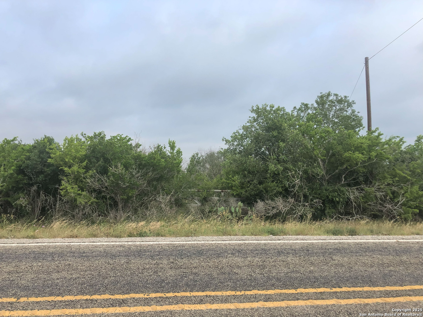00 Fm 888 Beeville TX 78102
