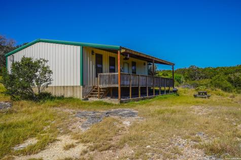 14468 County Road 310 Rocksprings TX 78880