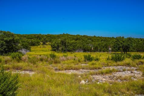 14468 County Road 310 Rocksprings TX 78880