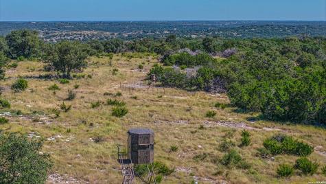 14468 County Road 310 Rocksprings TX 78880