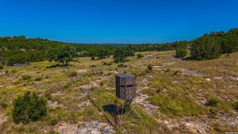 14468 County Road 310 Rocksprings TX 78880