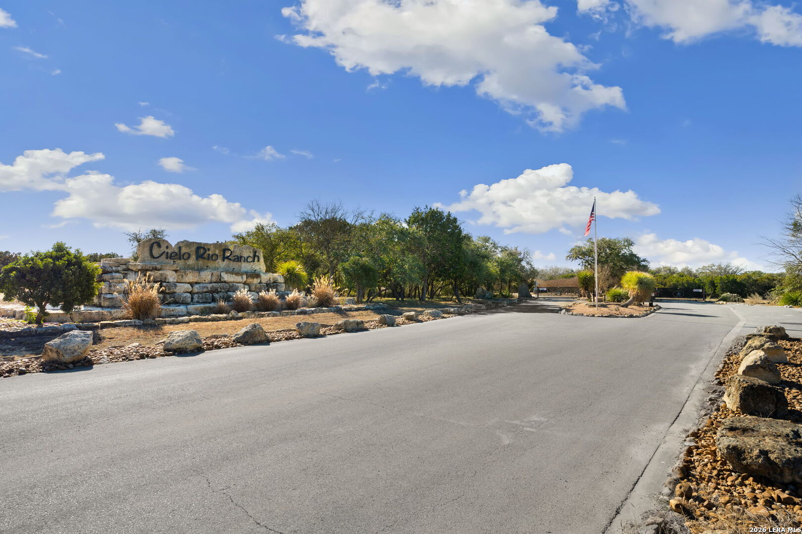 180 La Vista Court Pipe Creek TX 78063