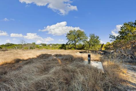 180 La Vista Court Pipe Creek TX 78063