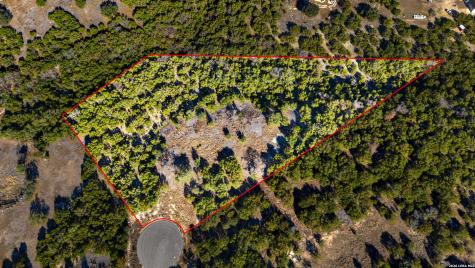 180 La Vista Court Pipe Creek TX 78063