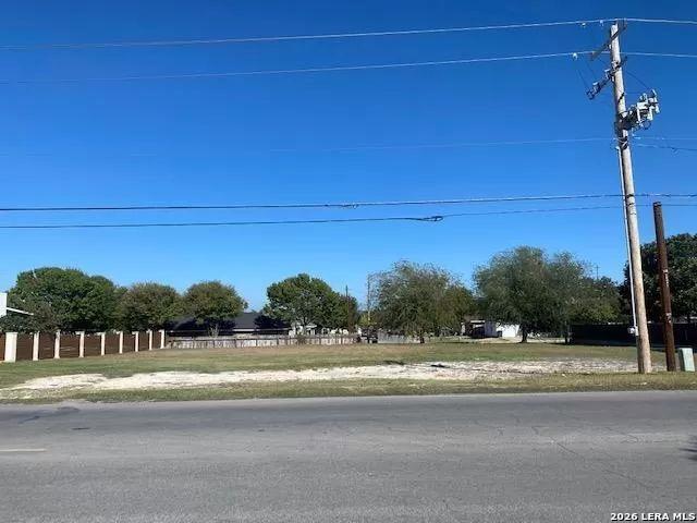 201 W Cantu Road Del Rio TX 78840