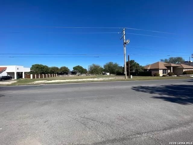 201 W Cantu Road Del Rio TX 78840
