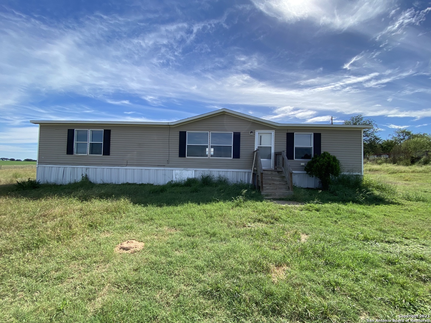 114 Mann Road Poteet TX 78065