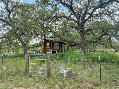 001 Schuettig Poteet TX 78065