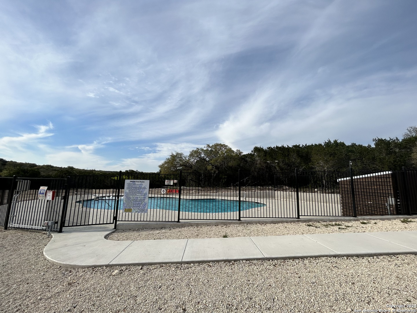 863 Private Road 1742 Mico TX 78056