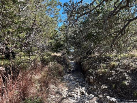 149 Tablerock Ridge Camp Verde TX 78010