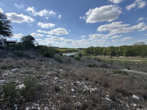 2287 San Jose Canyon Lake TX 78133