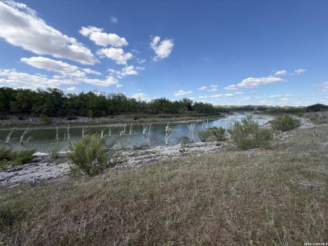 2287 San Jose Canyon Lake TX 78133