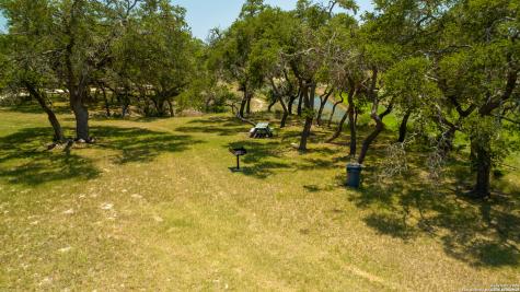 2287 San Jose Canyon Lake TX 78133