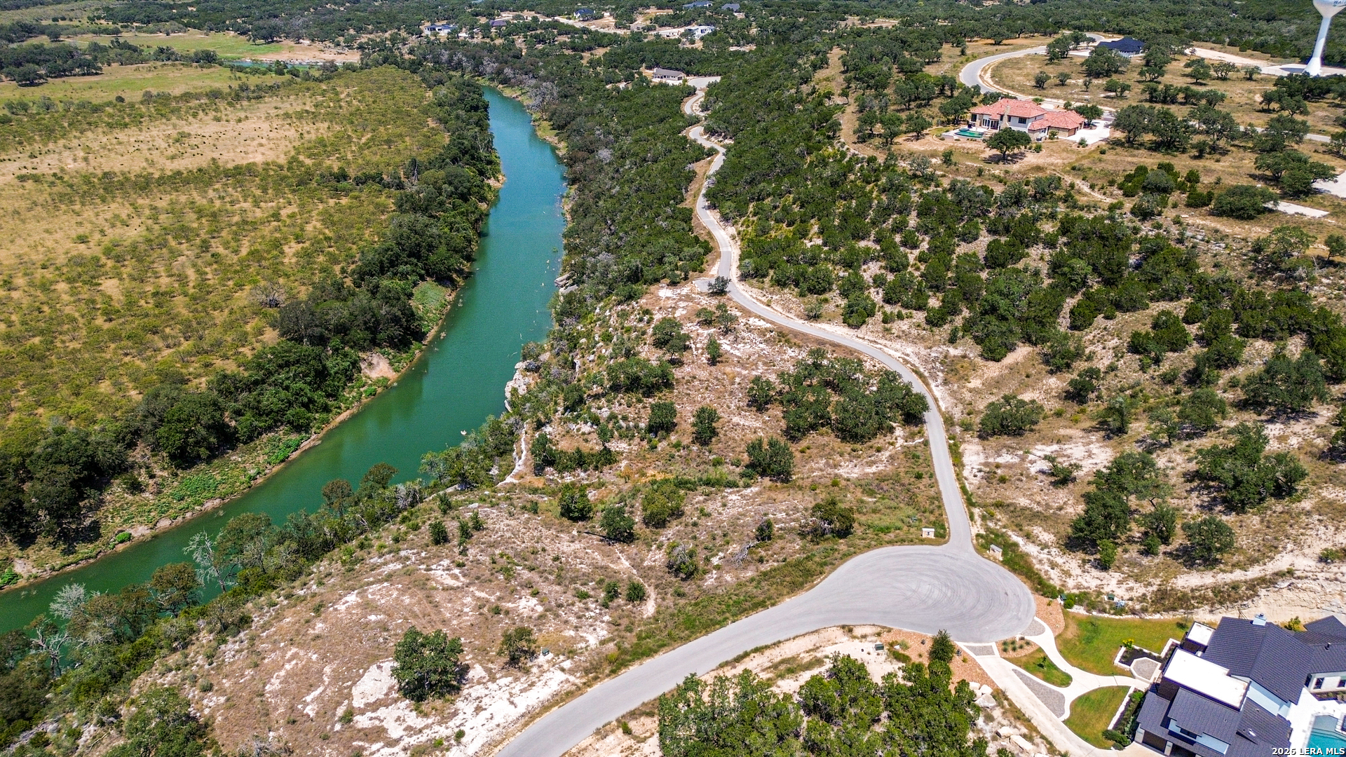937 Blueridge View Canyon Lake TX 78133