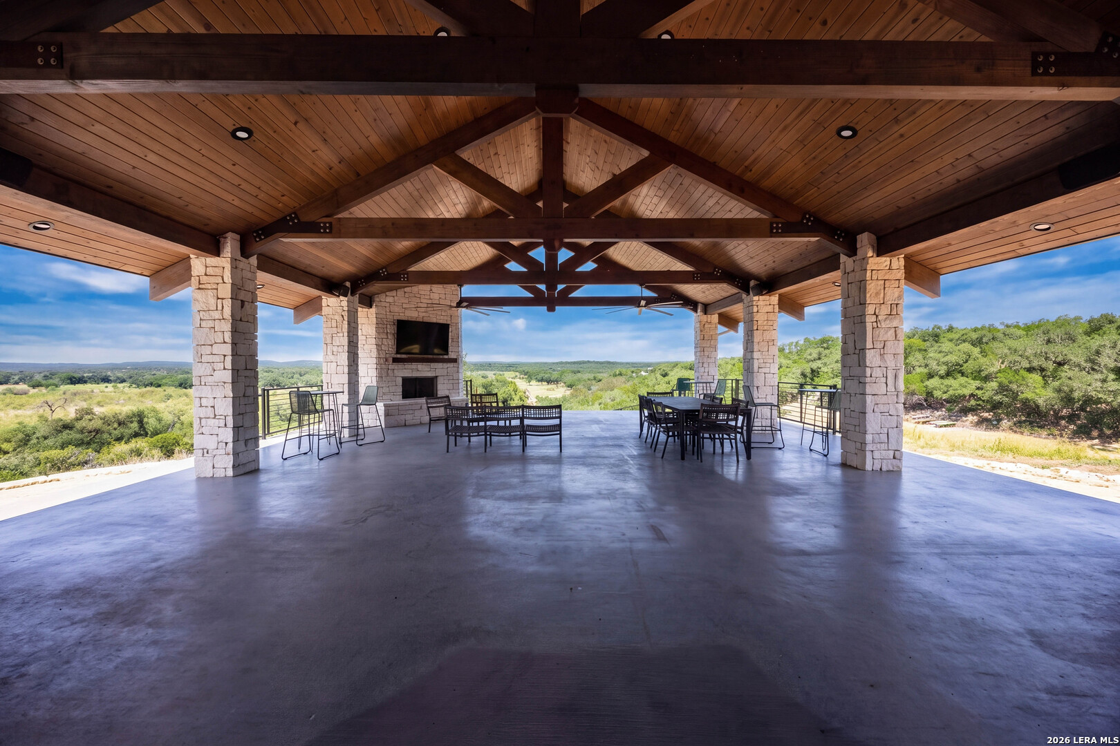 937 Blueridge View Canyon Lake TX 78133