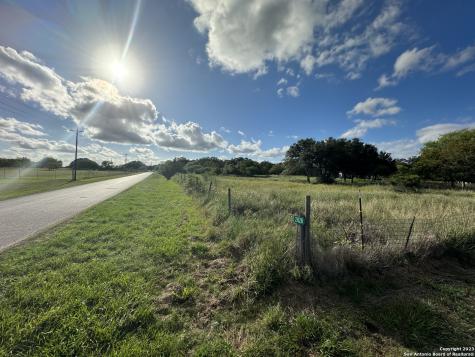 2828 Old Goliad Road Victoria TX 77905