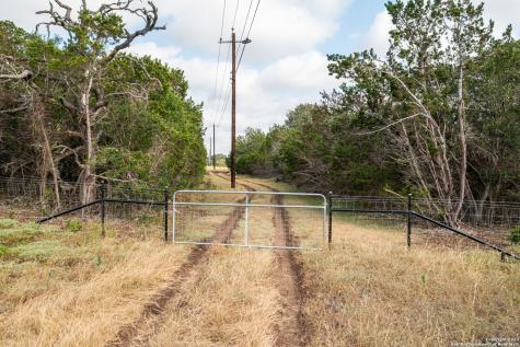 000 Wharton's Dock Road Bandera TX 78003