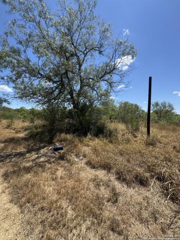 404 Avenue J Christine TX 78012