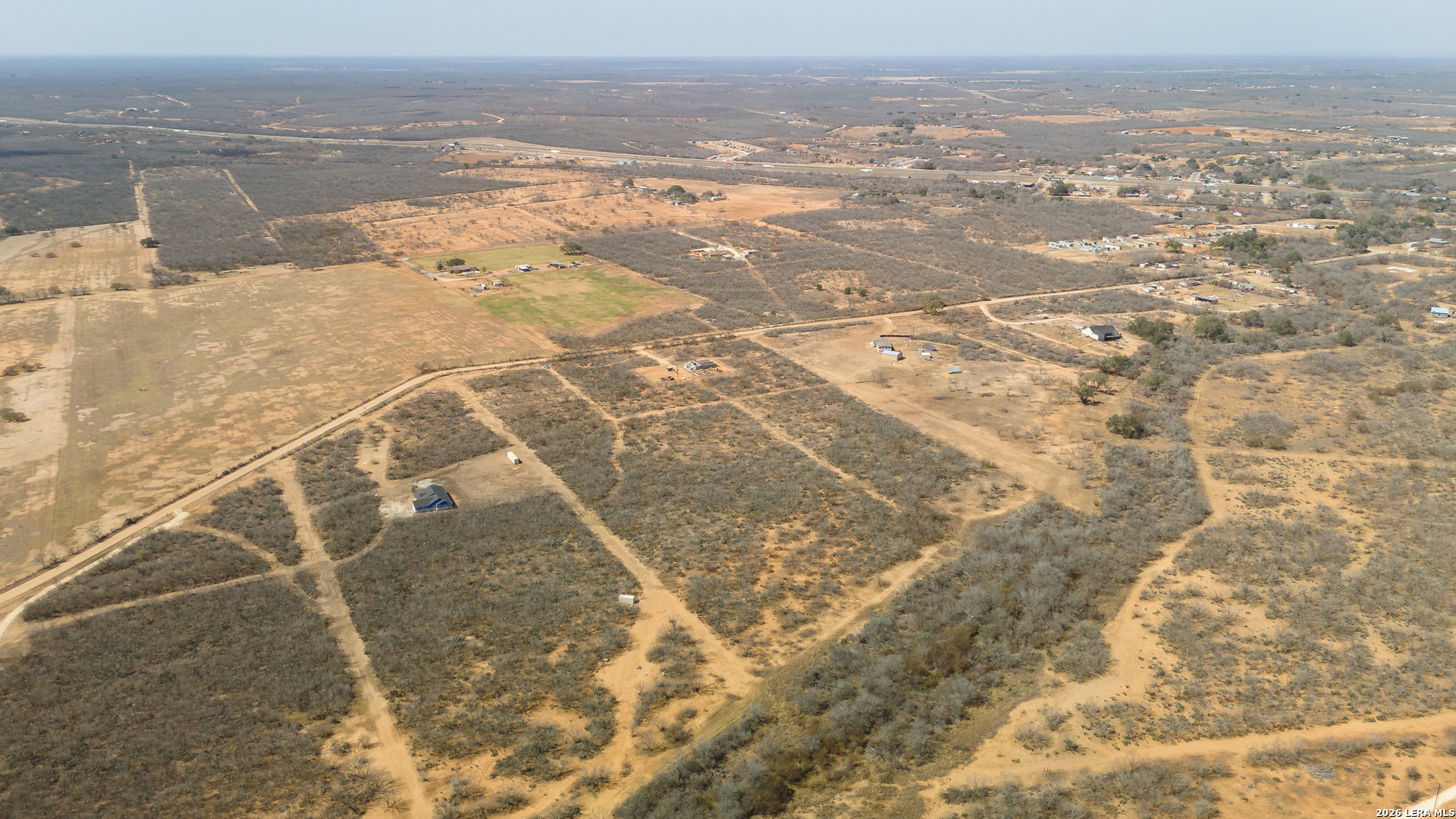 1826 County Road 2537 Moore TX 78057