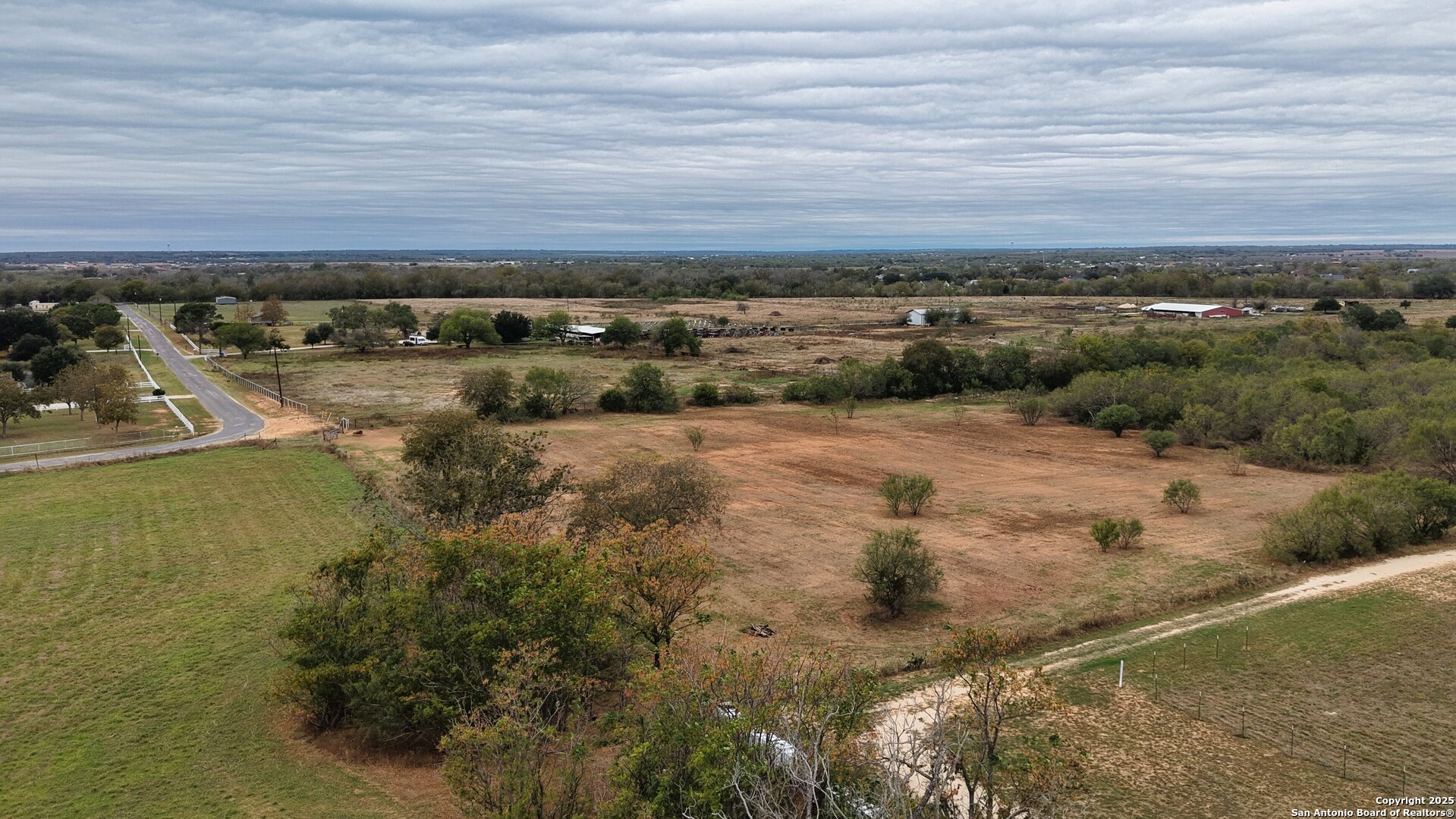 000 W County Road 681 Lytle TX 78052