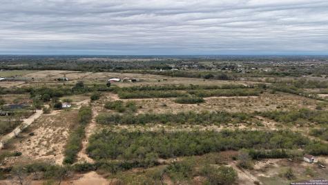 000 W County Road 681 Lytle TX 78052