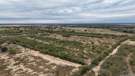 000 W County Road 681 Lytle TX 78052