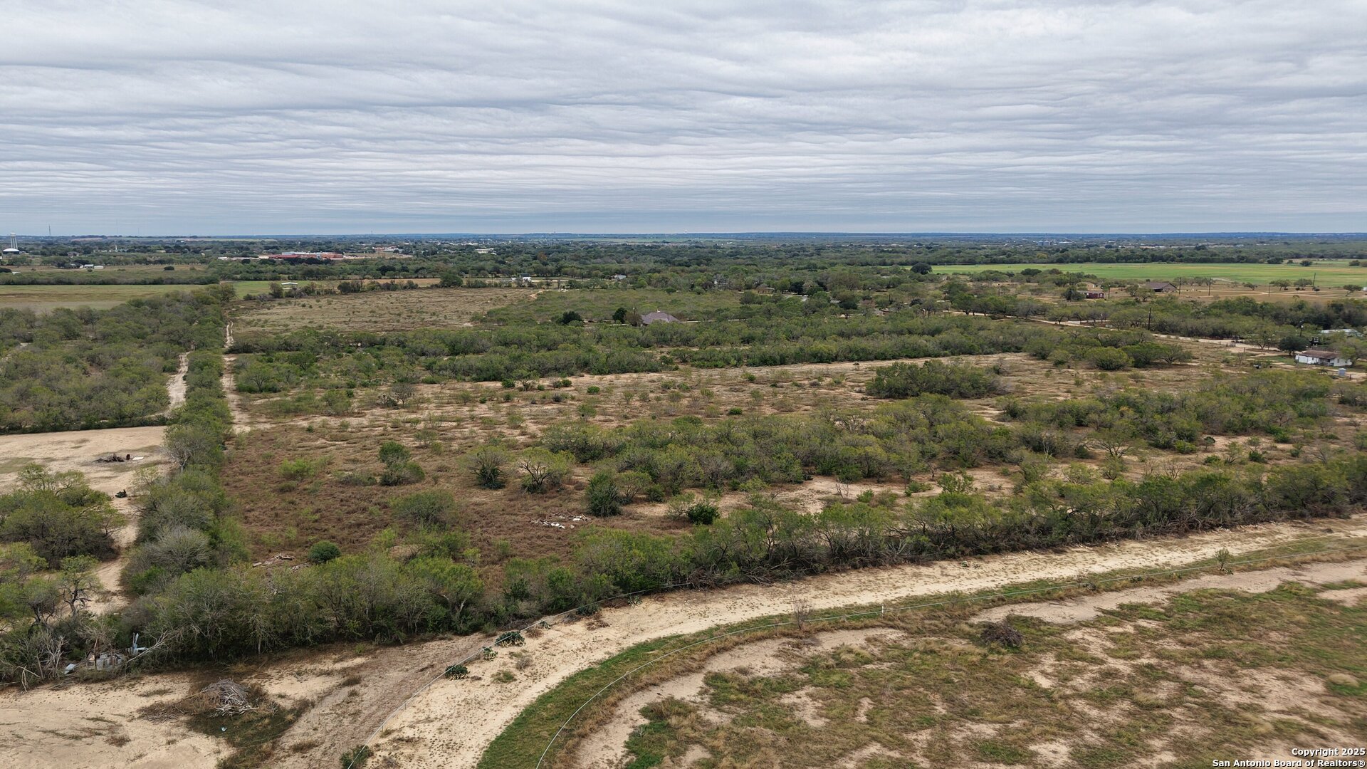 000 W County Road 681 Lytle TX 78052