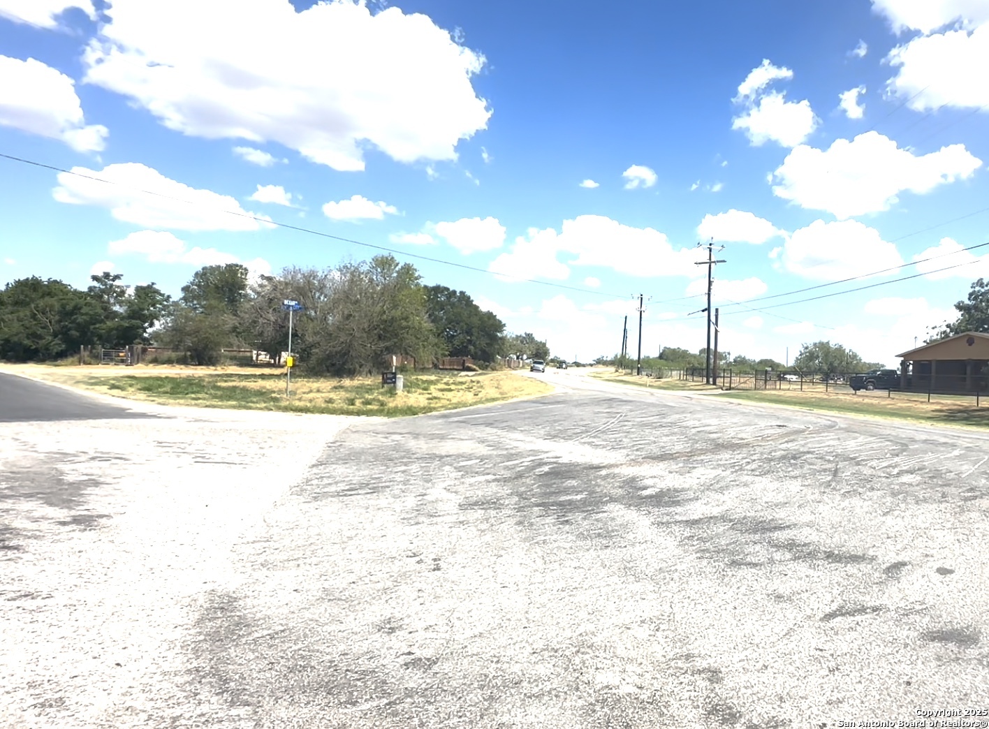 00 S Dixon Somerset TX 78069