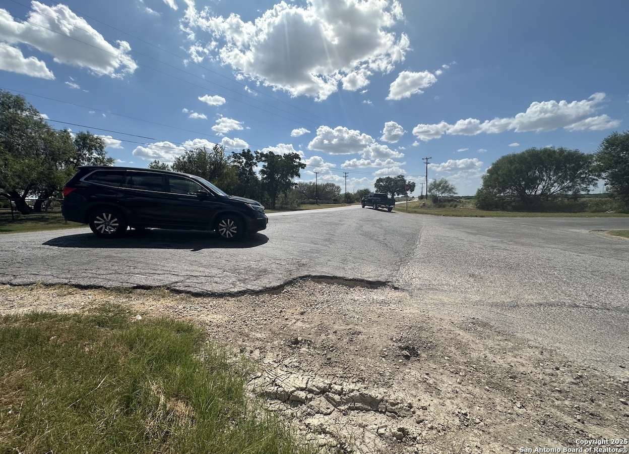 00 S Dixon Somerset TX 78069