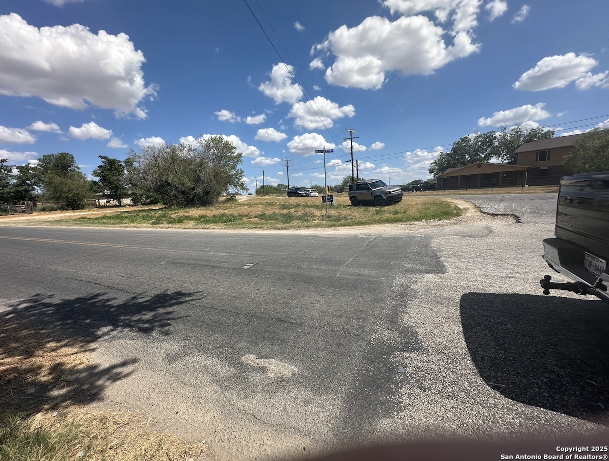 00 S Dixon Somerset TX 78069