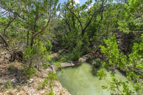 865 Arrowhead Point Helotes TX 78063