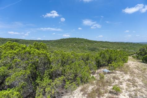 865 Arrowhead Point Helotes TX 78063